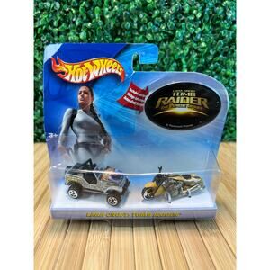Hot Wheels Action Pack Lara Croft Tomb Raider. Jeep CJ Scorchin Scooter